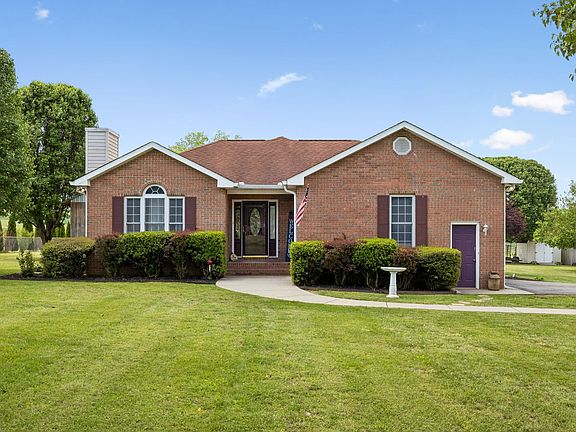 4th image of 2075 Nikki Dr