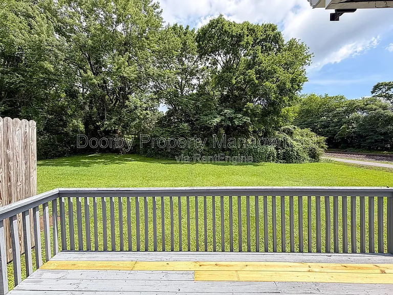 407 Hotwater Rd #A — Photo 12