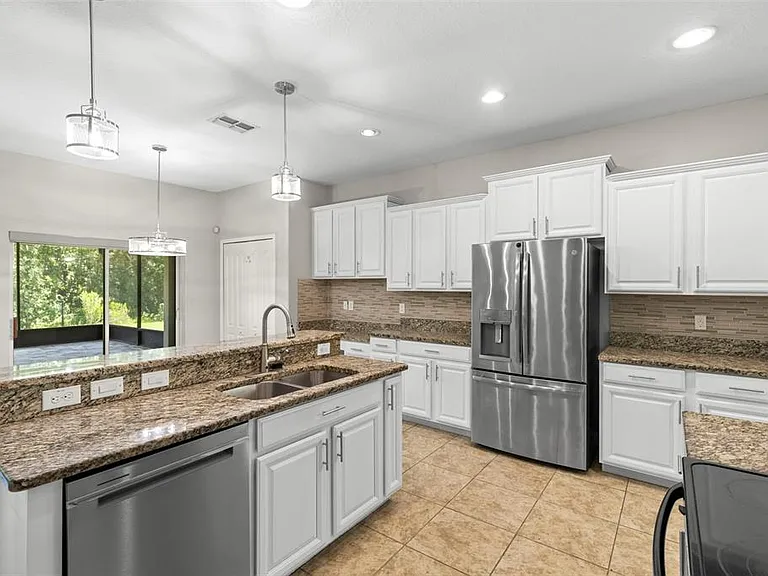 20405 Autumn Fern Ave — Photo 13