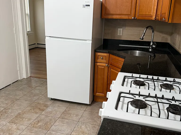 15 E Clay Ave #2 — Photo 4