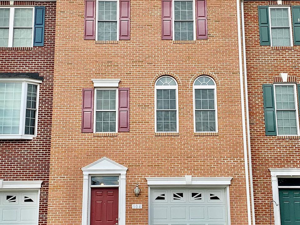 1st image of 104 Cross Keys Pl