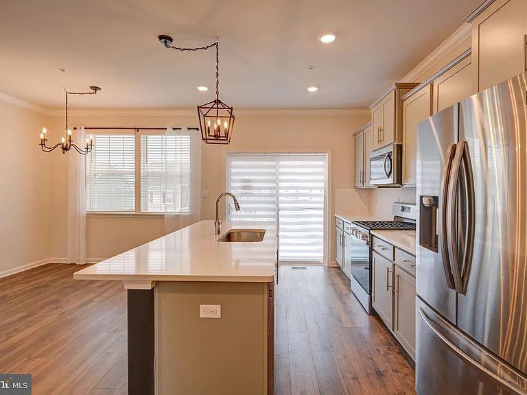 5059 Silver Oak Dr — Photo 8