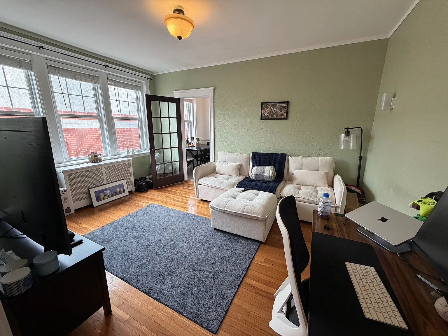 1 bed, 545 sqft, $2,350 — Photo 2