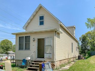 747 State St, Belleville, IL 62220