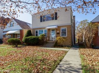 1538 Pitner Ave, Evanston, IL 60201