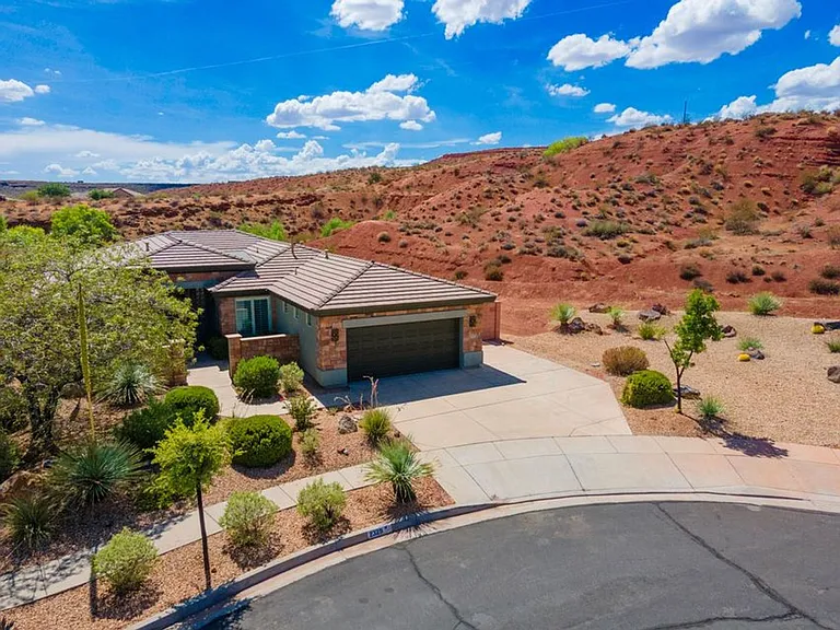2329 N Prospector Ln — Photo 48