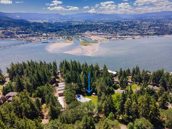 725 W Jewett Blvd, White Salmon, WA 98672