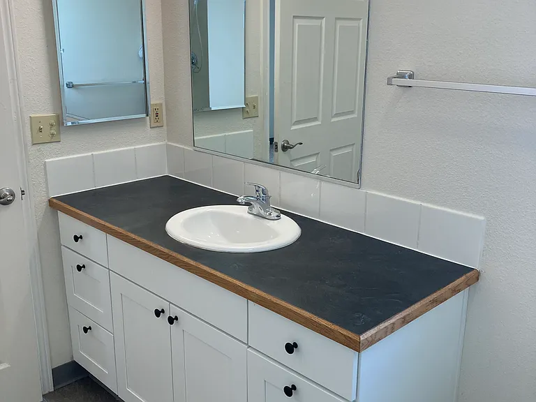 405 SE Fir Villa Rd — Photo 11