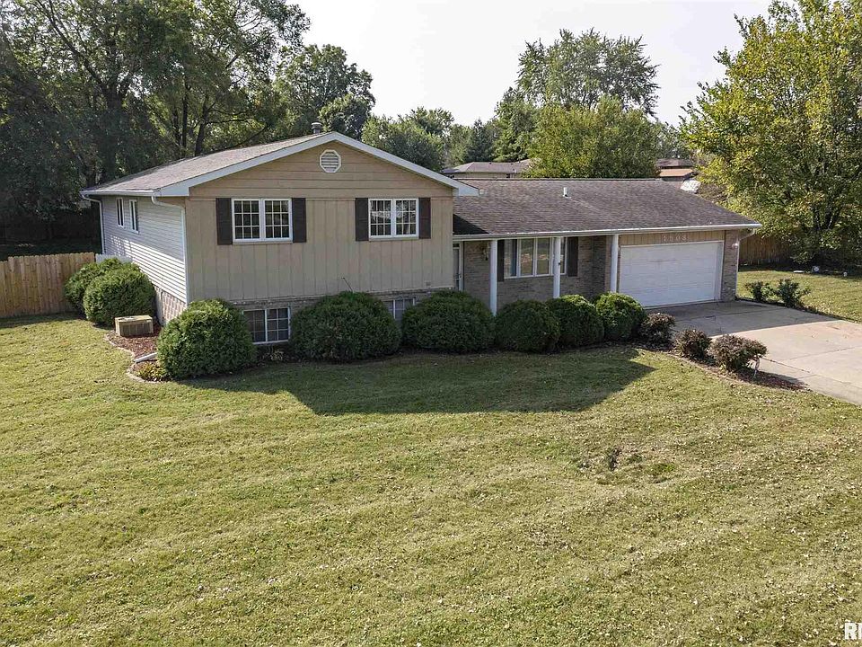 1st image of 1508 W Blackberry Ln