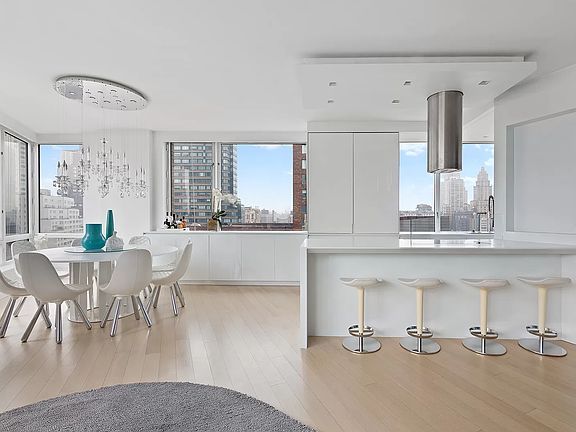 4th image of 150 Columbus Ave #15AB