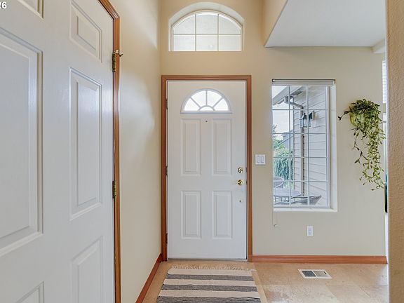 5th image of 11811 Danee Pl