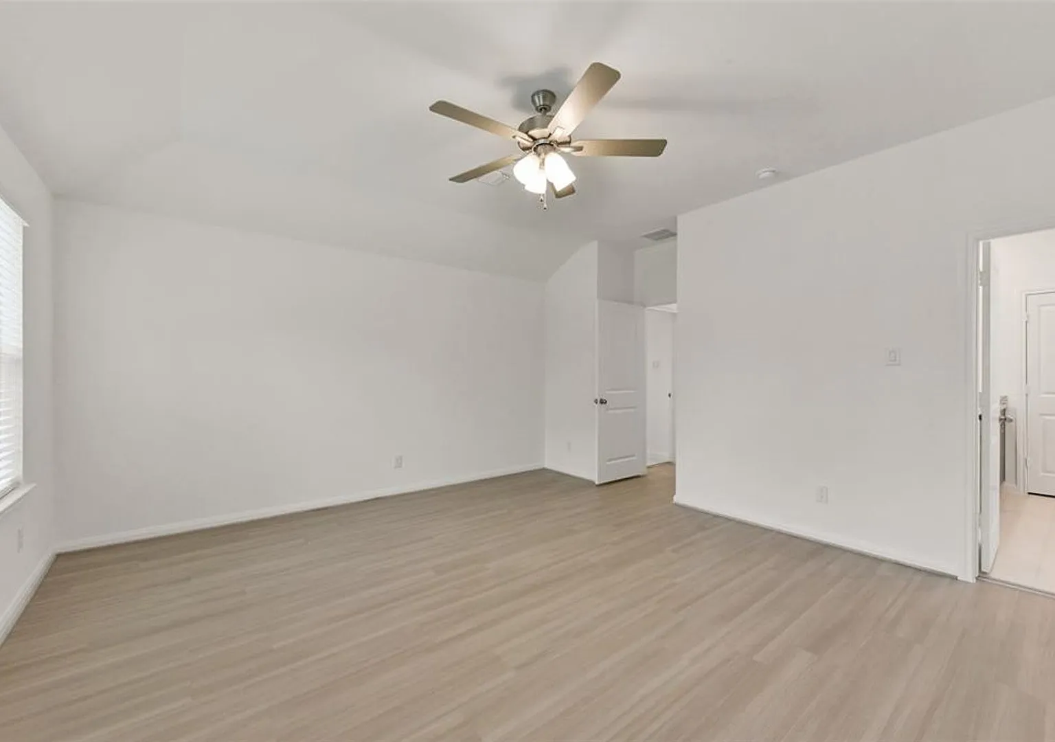 New construction home available for lease. — Photo 4