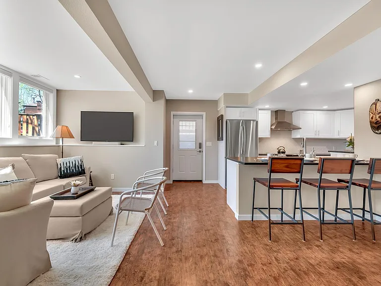 3466 Iris Ct #A — Photo 7
