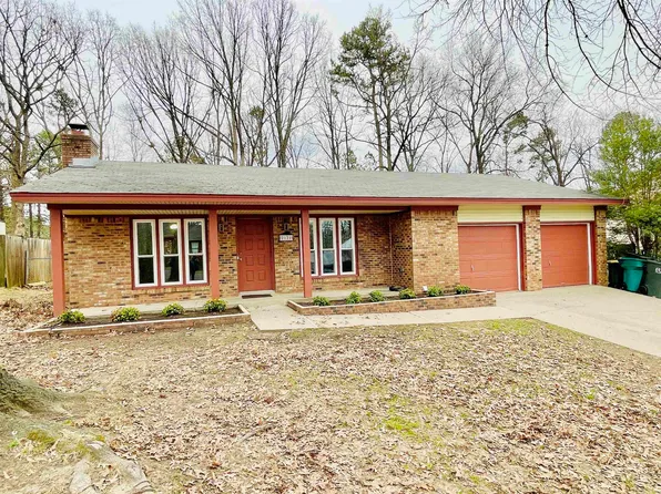 2121 Peach Tree Dr, Little Rock, AR 72211