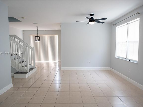 3rd image of 12164 SW 124th Ct #1