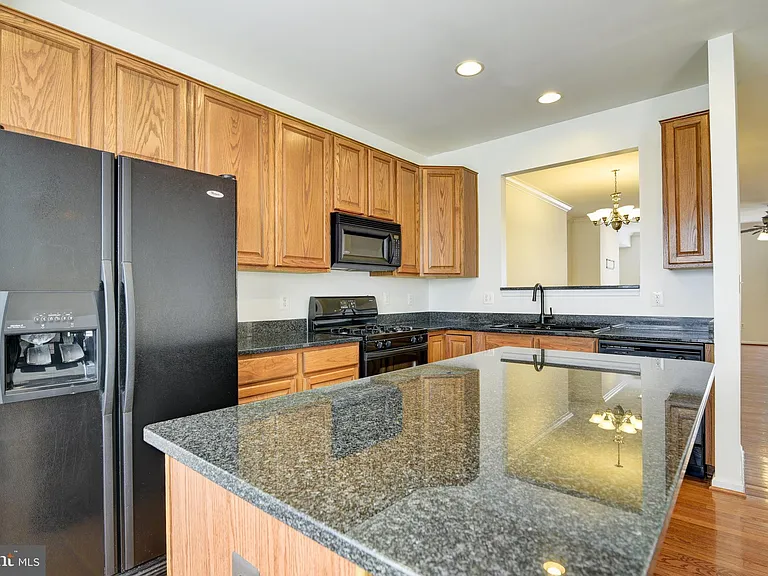 12838 Marblestone Dr — Photo 5