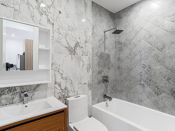 4th image of 350 Rutland Rd #4E