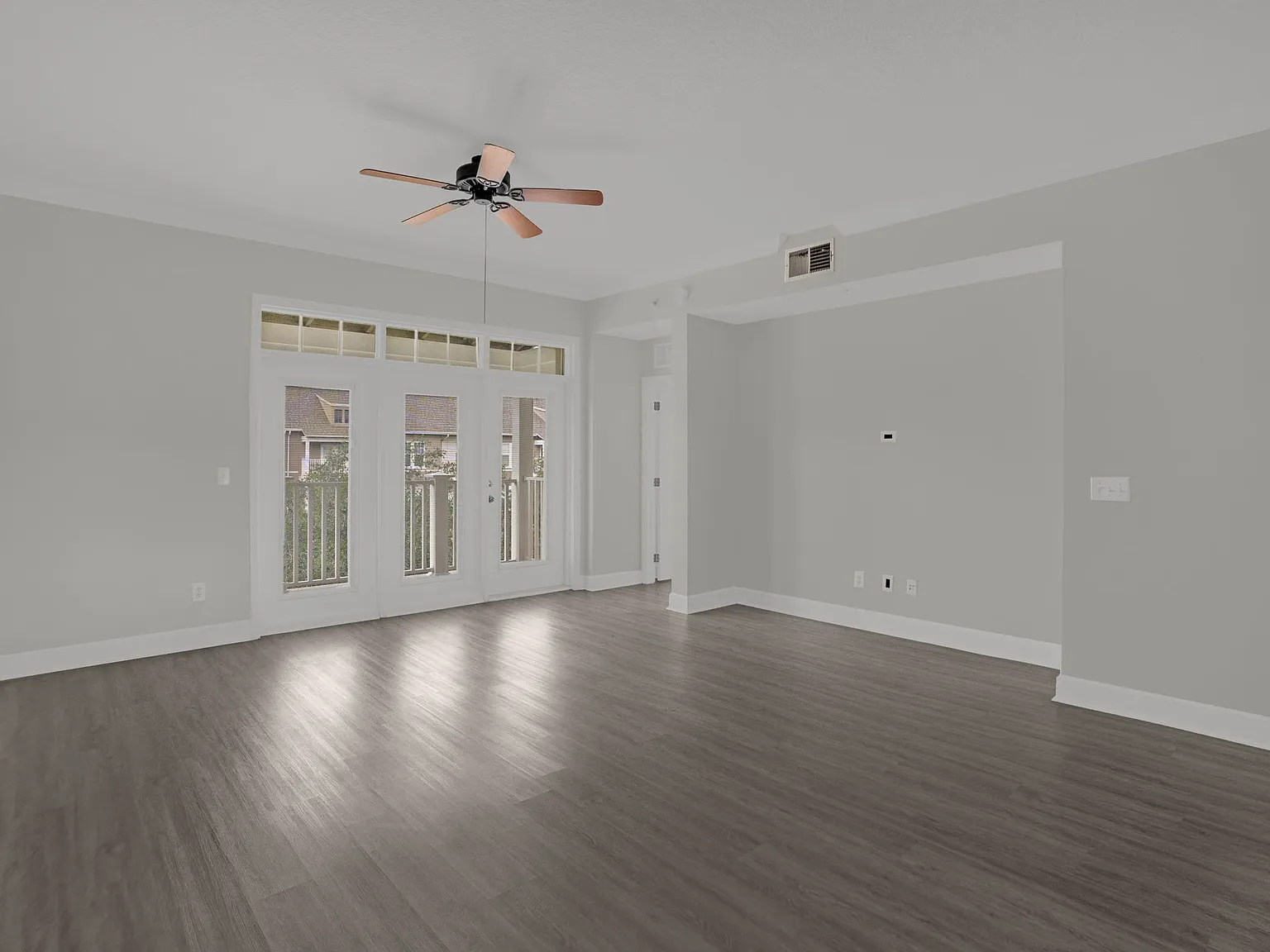 2 bed, 1345 sqft, $2,250 — Photo 4