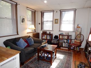 33 Garden St APT 1A, Boston, MA 02114