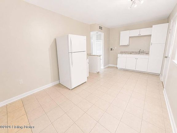 3rd image of 5117 Alba Way