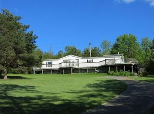 4883 Arrowhead Dr, Rushville, NY 14544