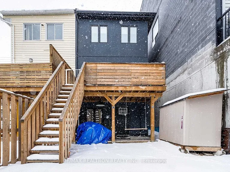 1319 Gerrard St E #LOWER — Photo 24