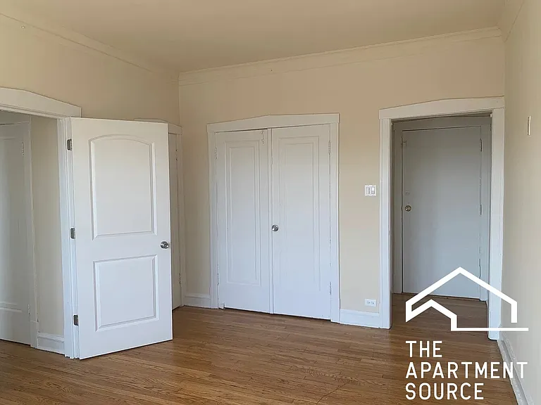 2208 S 57th Ct #10 — Photo 6