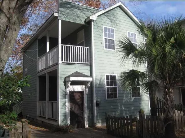 22 Strawberry Ln, Charleston, SC 29403