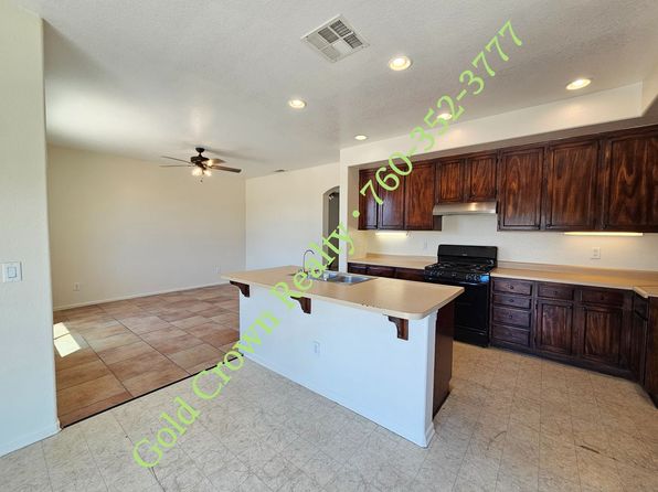 1125 Mesquite Ave
