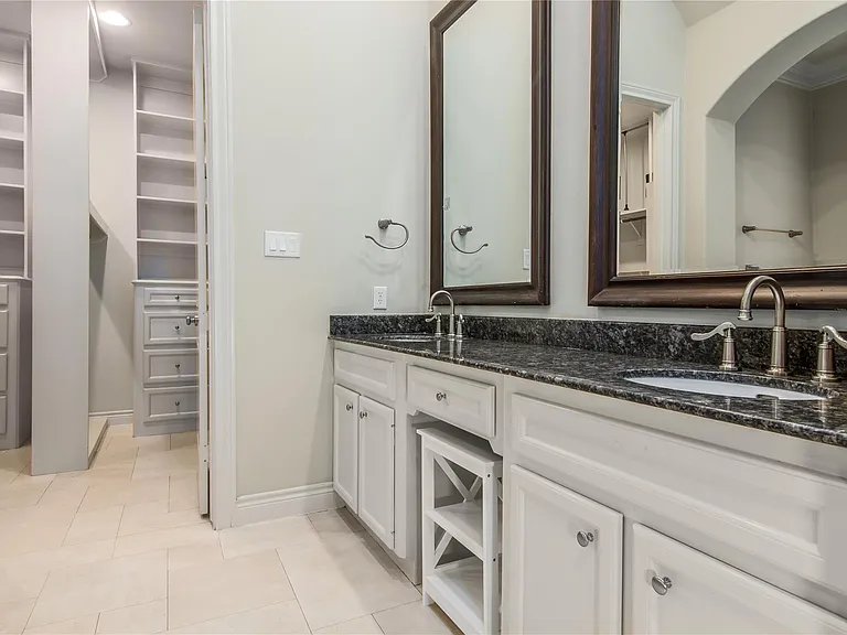 2419 Brazoria St #C — Photo 21