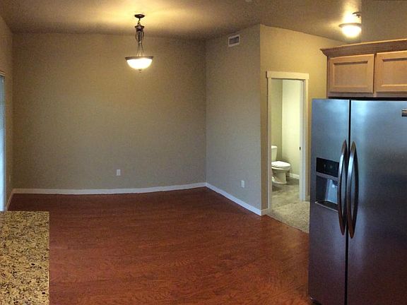 4th image of 270 Cherry Bark Ln