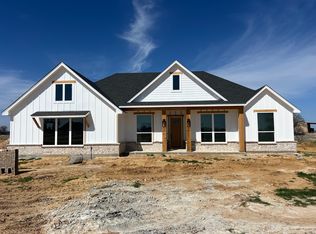 201 Zion Rdg, Poolville, TX 76487