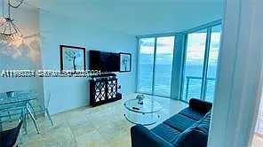 6515 Collins Ave #1604