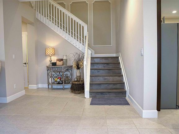 4th image of 9091 Kingsmoor Way