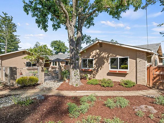 2nd image of 23494 Sunset Dr