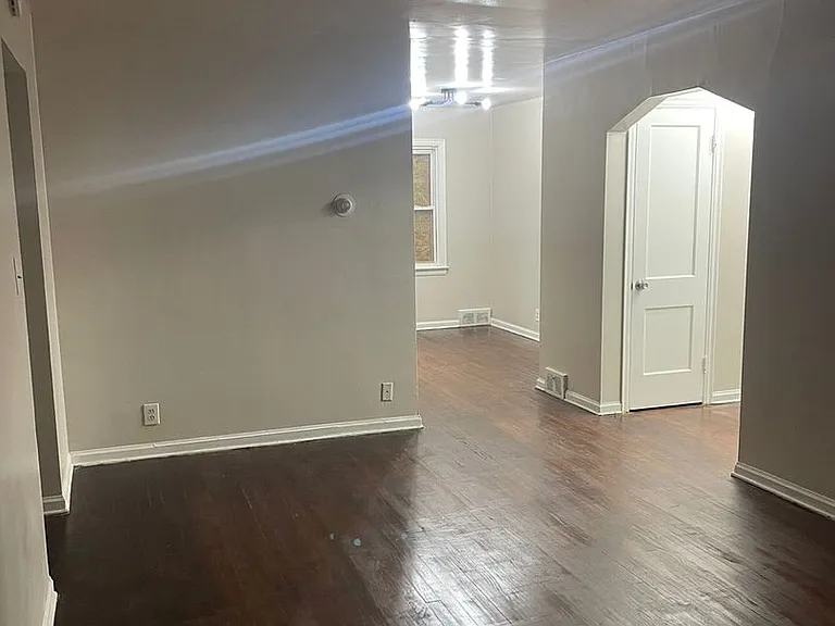 Detroit Luxury Living Apartments — Photo 10