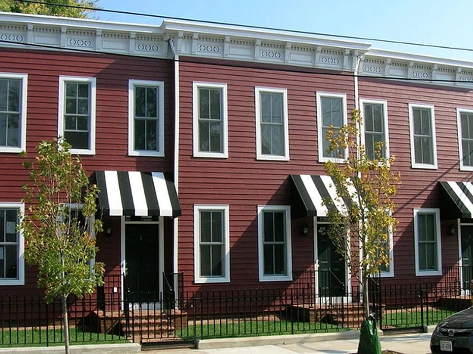 1st image of 3 S Plum St