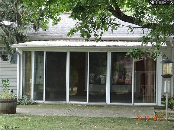 2nd image of 543 Shadylawn Dr