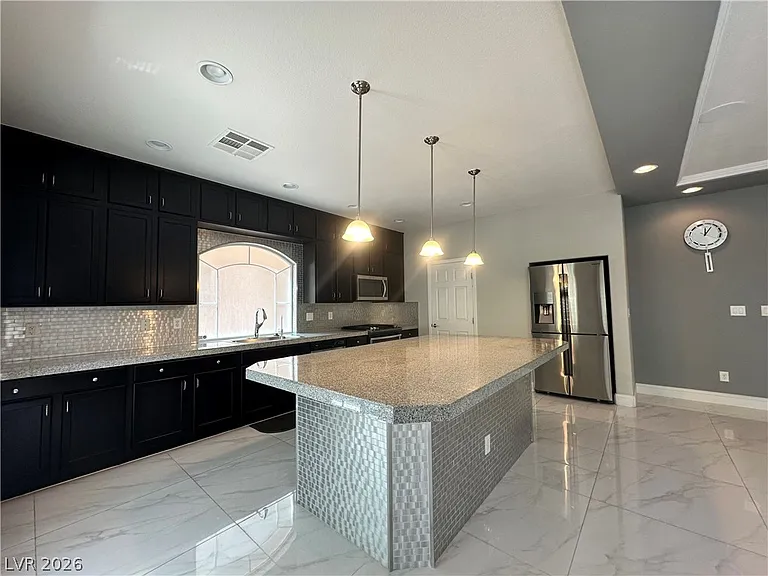 5937 Gordon Creek Ave — Photo 8