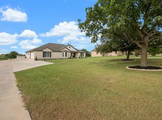 111 Lookout Cir, Hutto, TX 78634