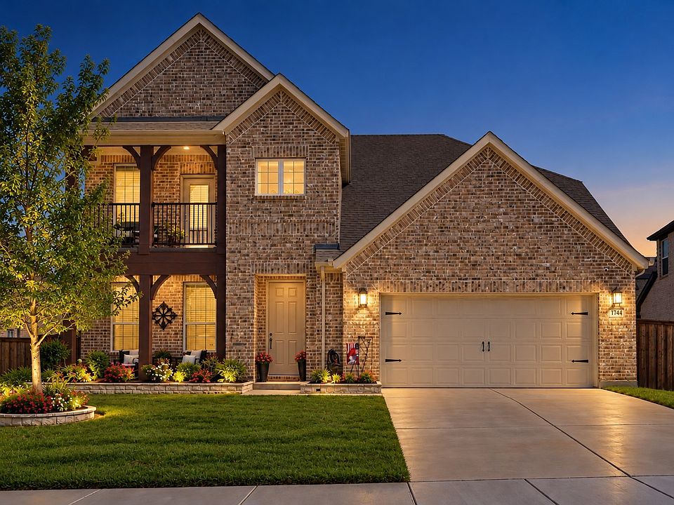 1st image of 1744 Everglades Dr
