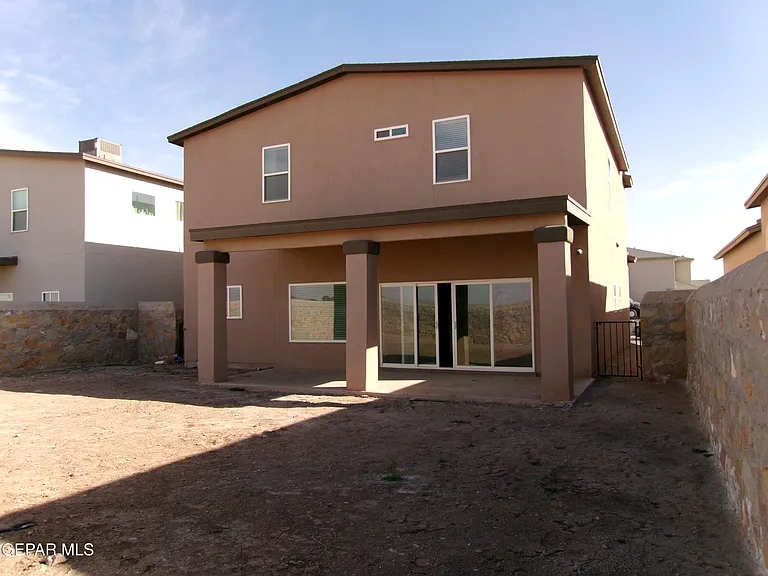 11361 Hidalgo Dr — Photo 17