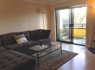 2557 E Madison St, Seattle, WA 98112