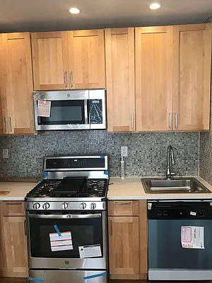 Rented by PMG Real Estate  | media 39