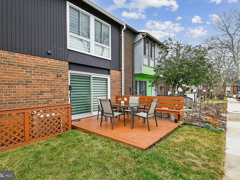 10543 Tolling Clock Way — Photo 3