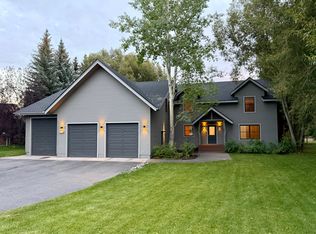 4065 Sandy Creek Ln, Jackson, WY 83001