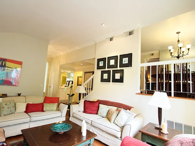 21820 Marylee St #225 — Photo 14