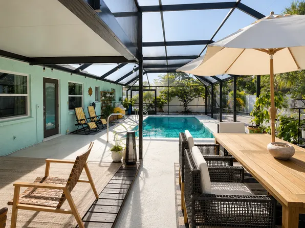 2534 Britannia Rd, Sarasota, FL 34231