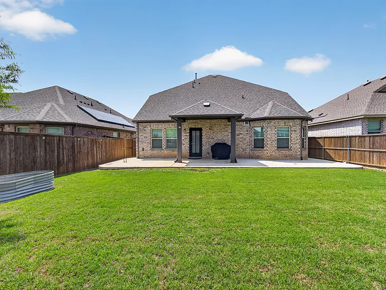 5913 Pensby Dr — Photo 41