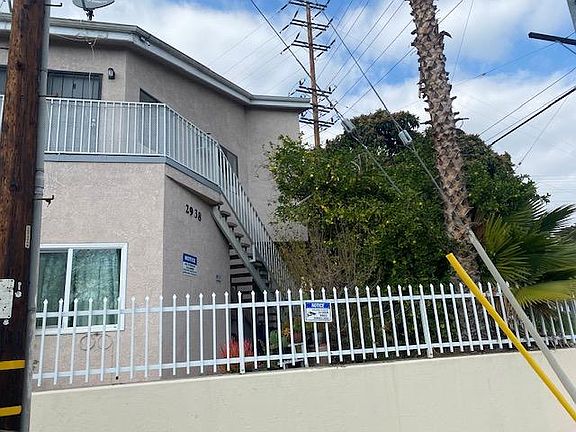 3rd image of 2938 W Avenue 36 APT 6
